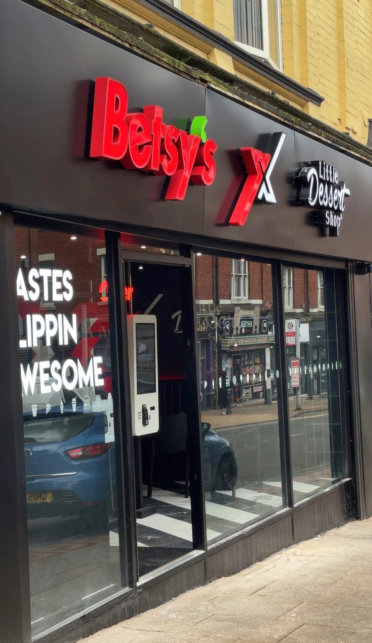 Betsy's X Little Dessert Shop