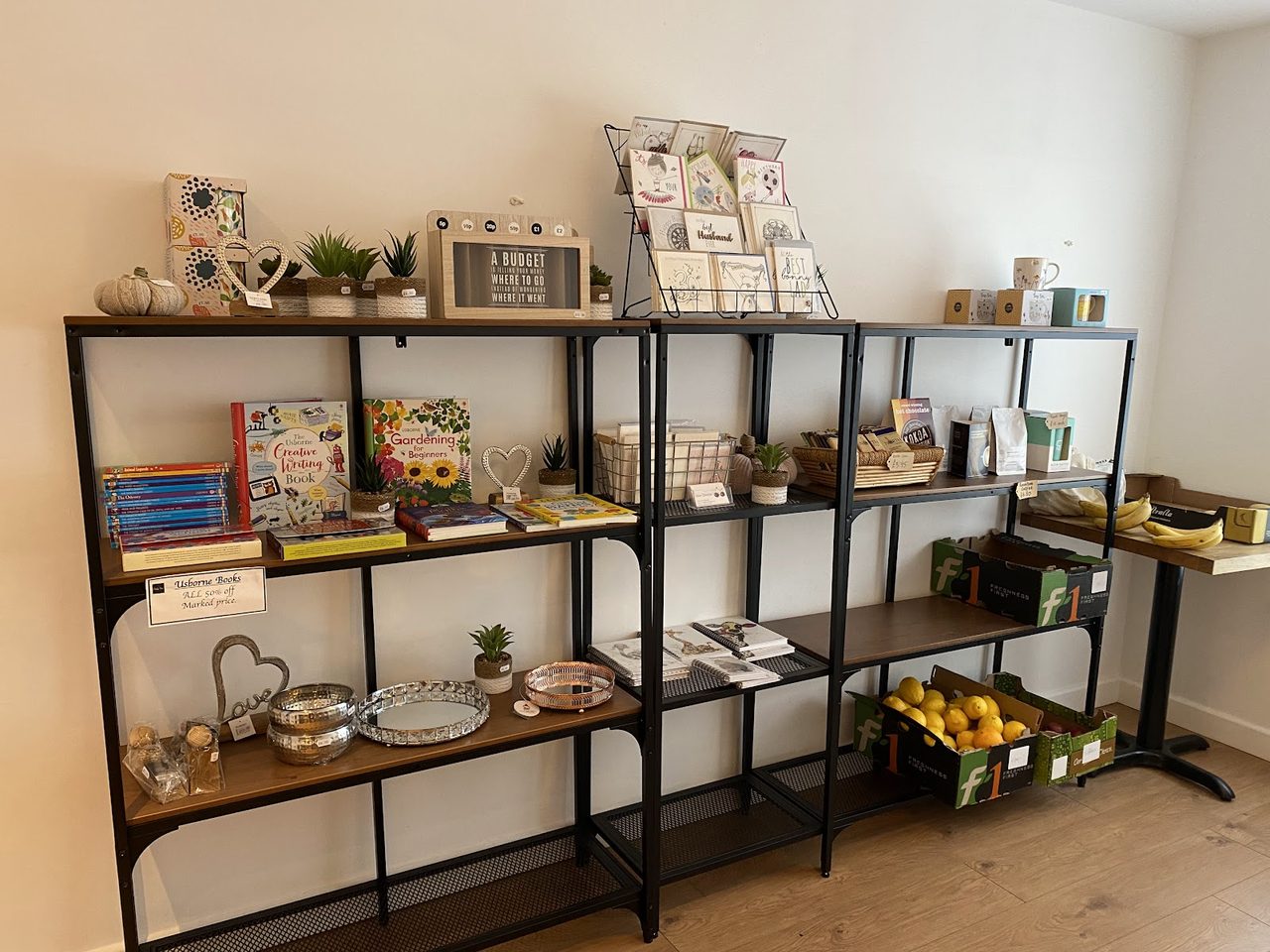 Betty Bee's Coffee Shop & The Beehive at High Shincliffe