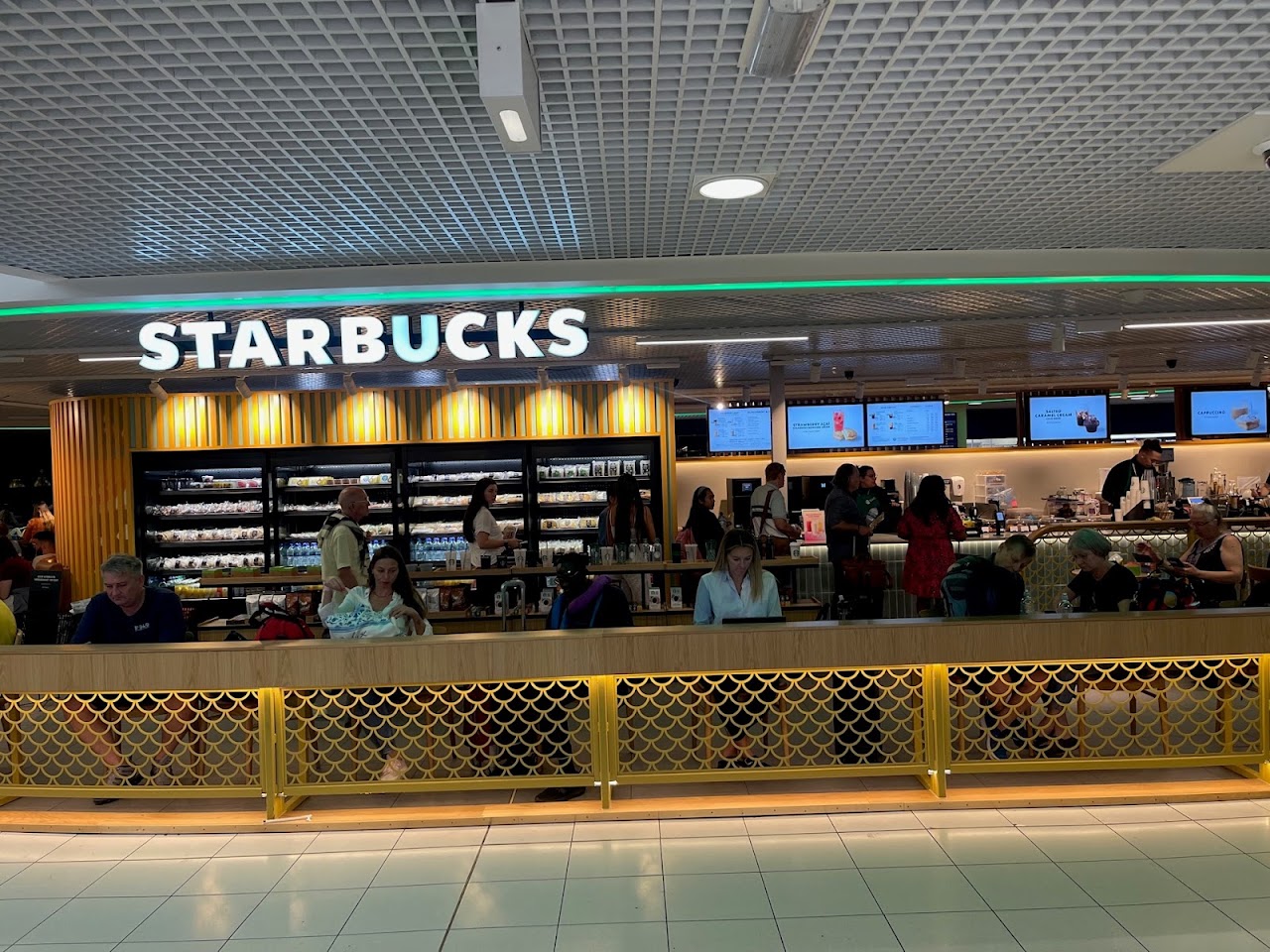 Birmingham Airport Services - Starbucks