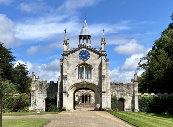 Bishopthorpe Palace