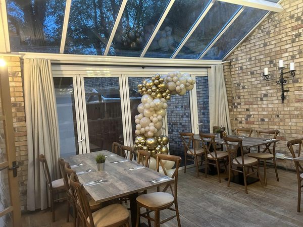 Bistro 8