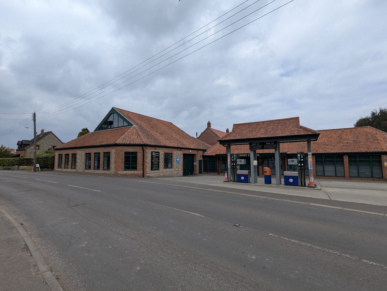 Blakeney Garage