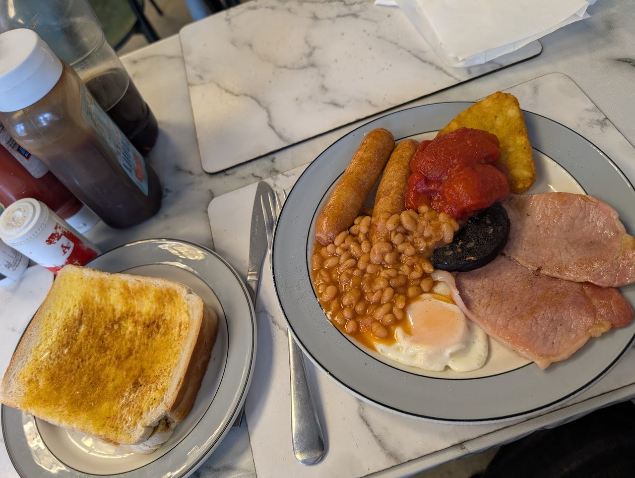Blanches Cafe