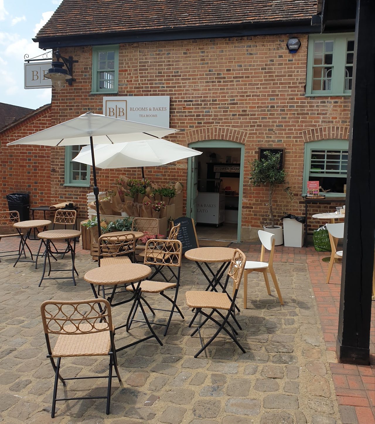 Blooms And Bakes Tea Room