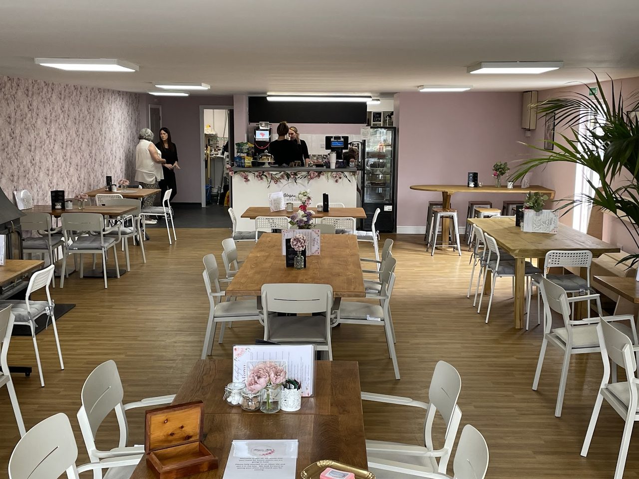 Blossom Bites Cafe And Tearooms Ltd