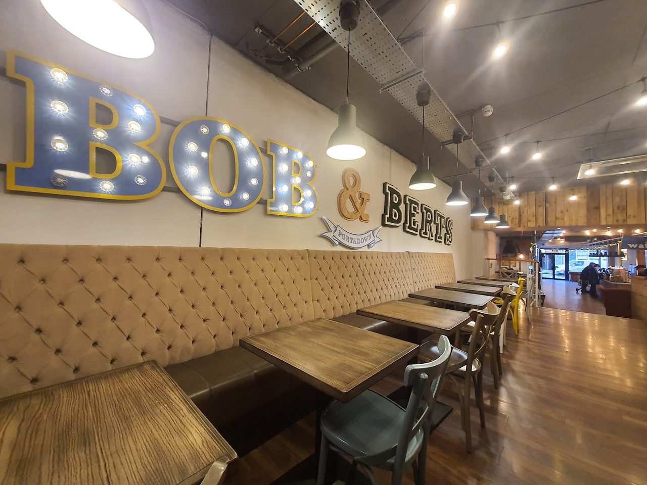 BOB & BERTS PORTADOWN