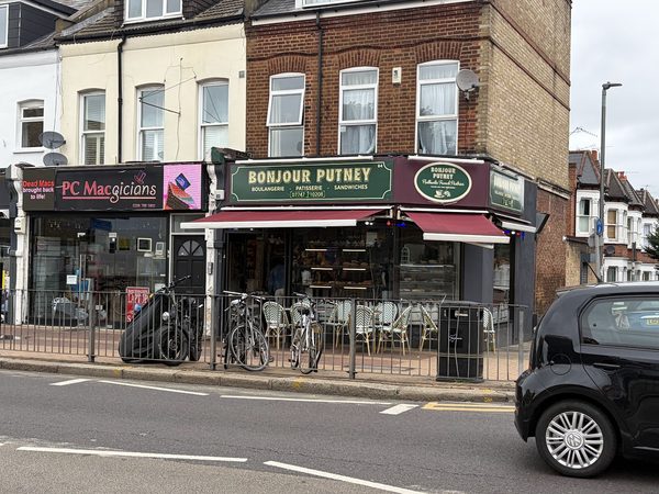 Bonjour Putney