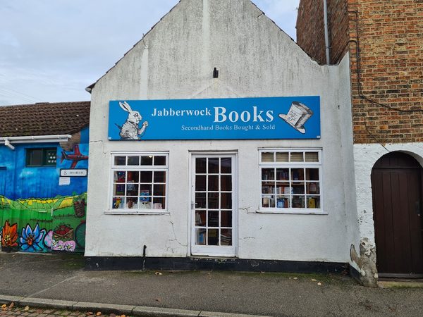 Books And Bakes