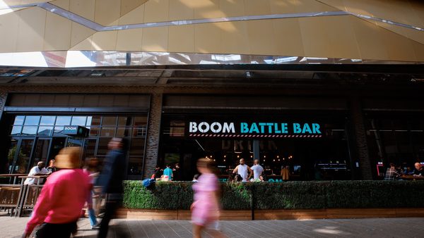 Boom Battle Bar