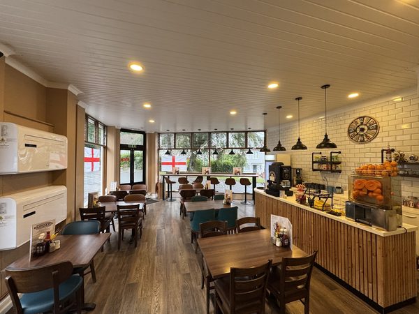 Bora’s Cafe