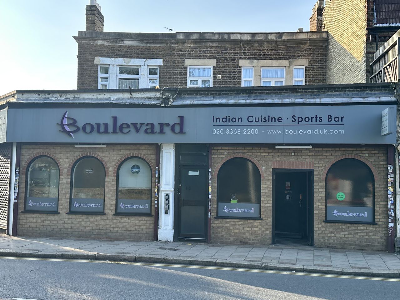 Boulevard Bar