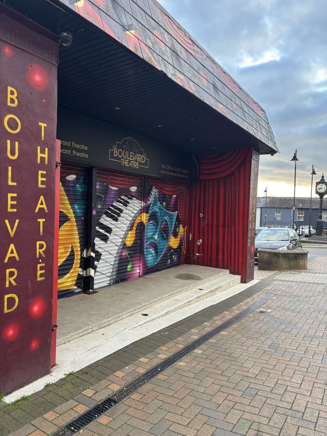 Boulevard Show Bar and Club