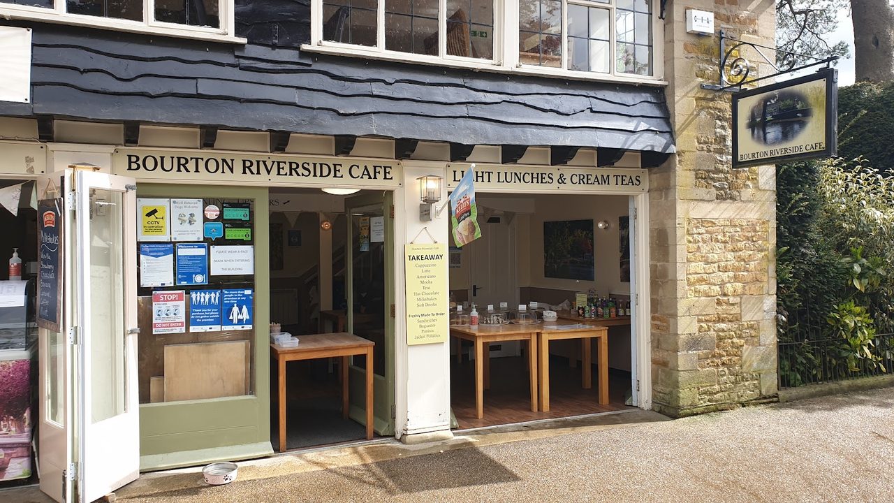 Bourton Riverside Cafe