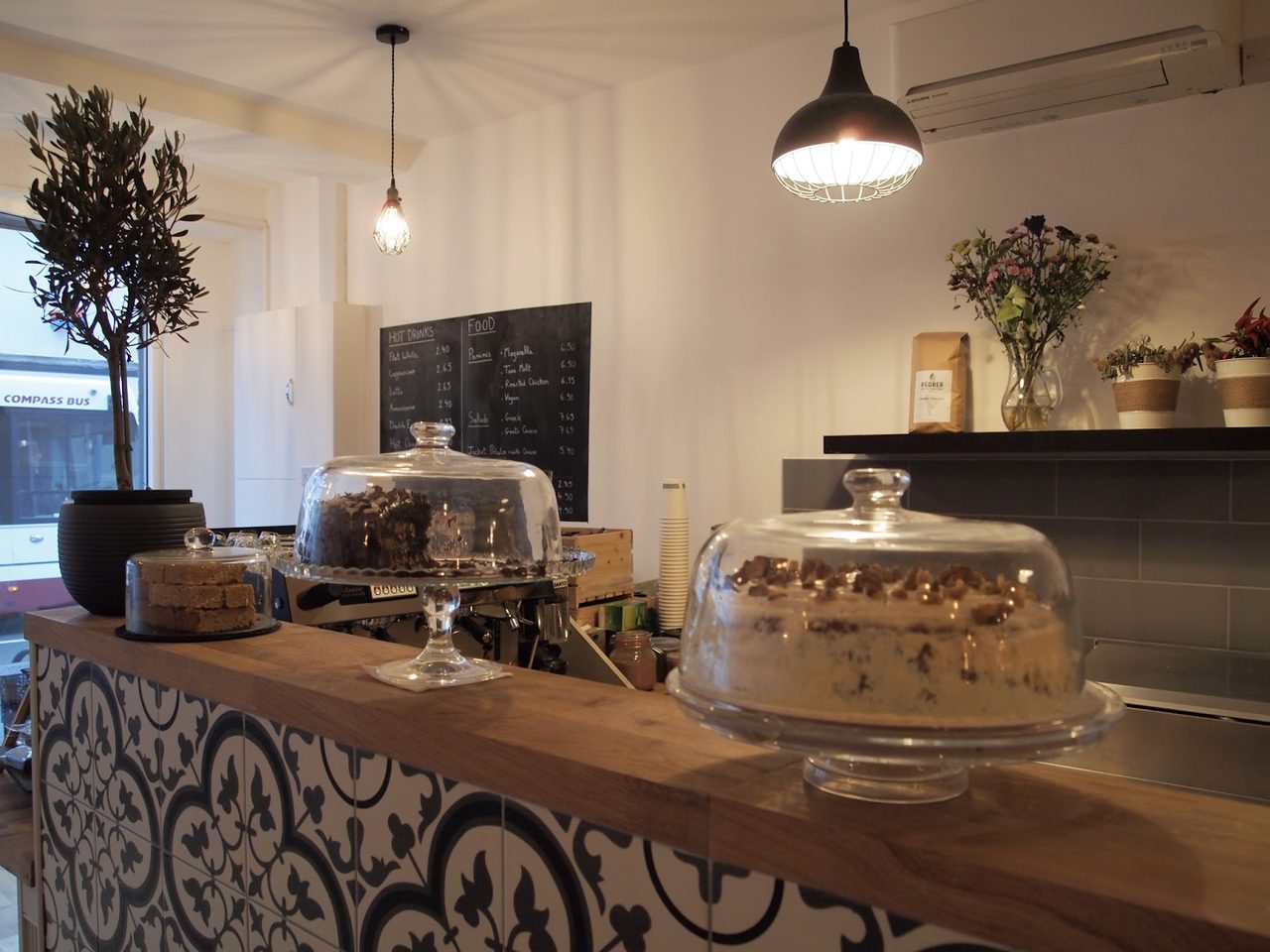 BRÜNCH Café & Bakery