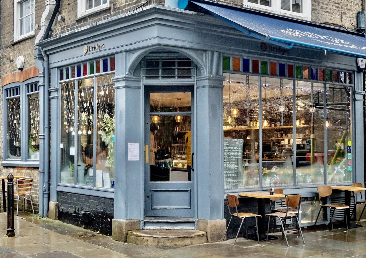 BRIDGES PATISSERIE
