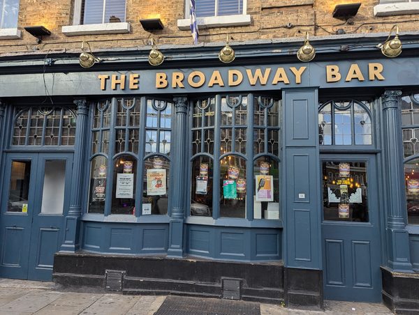 Broadway Bar & Grill