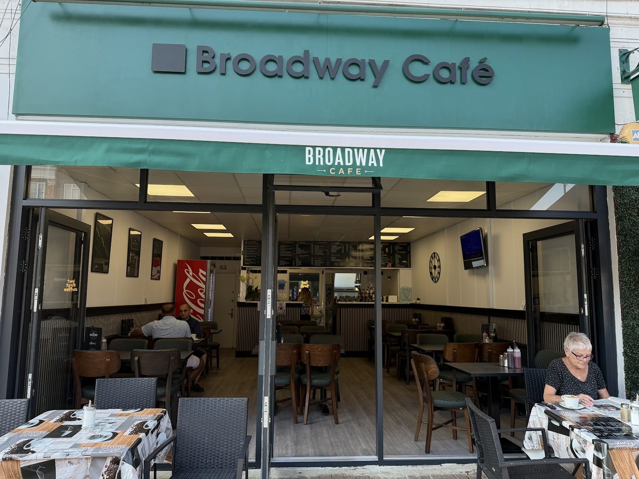 Broadway Cafe