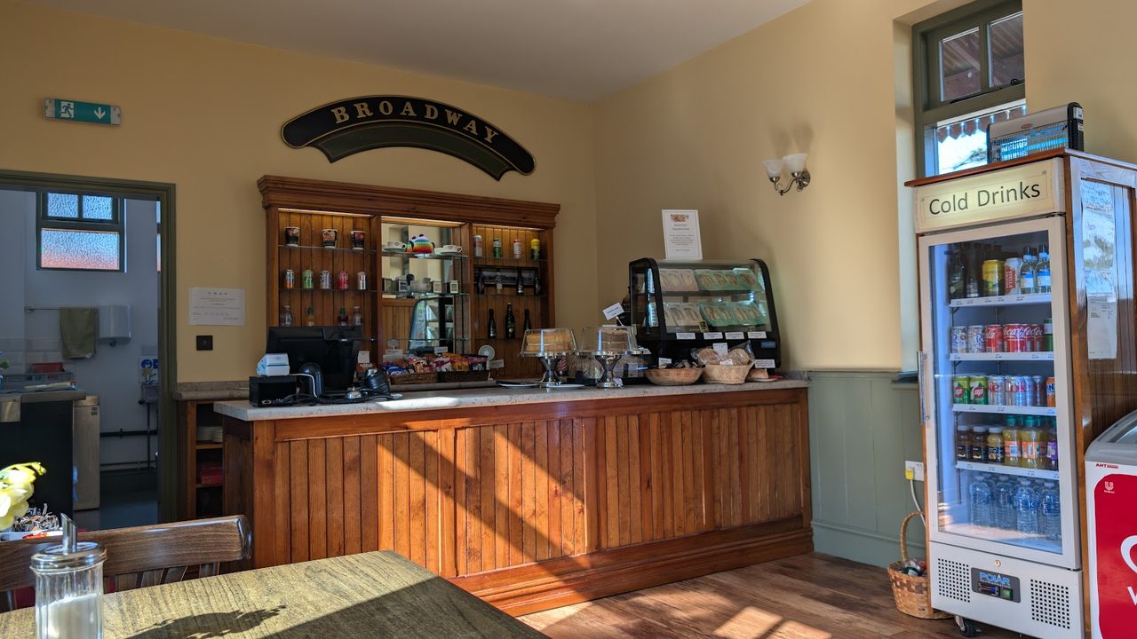 Broadway Station Refreshment Rooms