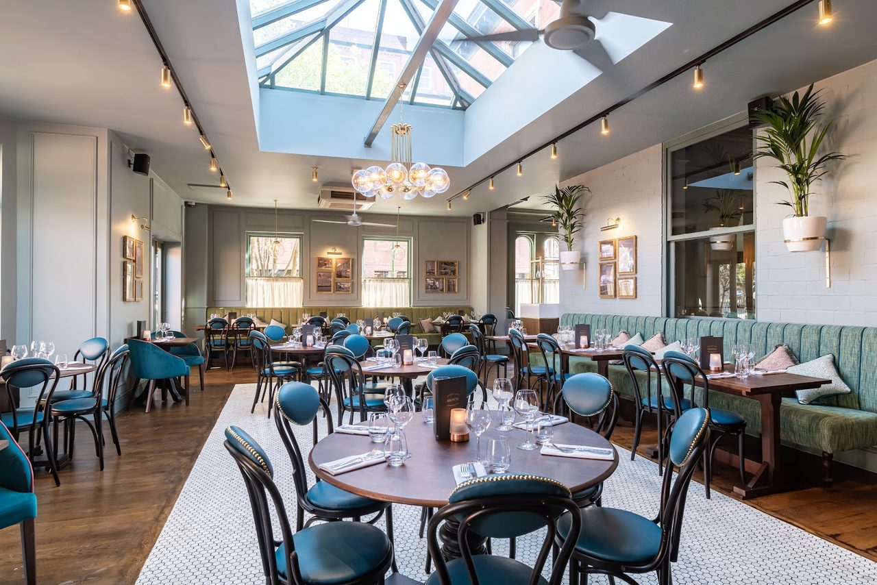 Browns Bar & Brasserie
