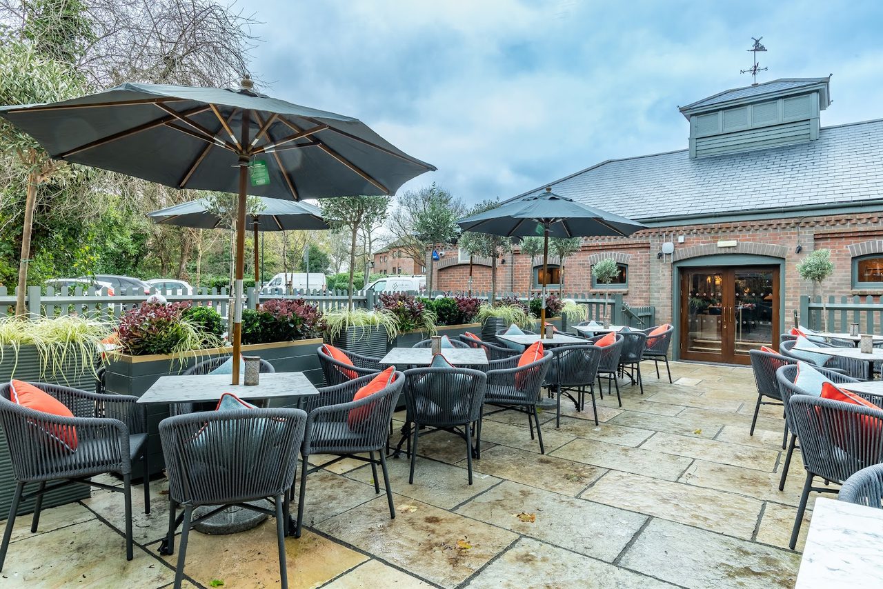 Browns Bushey