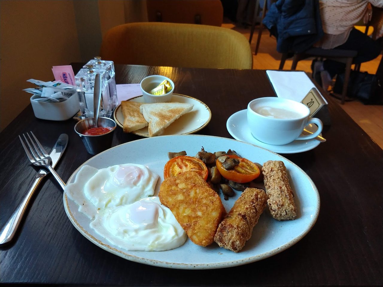 Browns Cafe Restaurant & Rhodes Restaurant