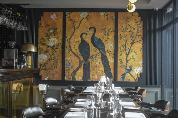 Browns Restaurant and Champagne Lounge