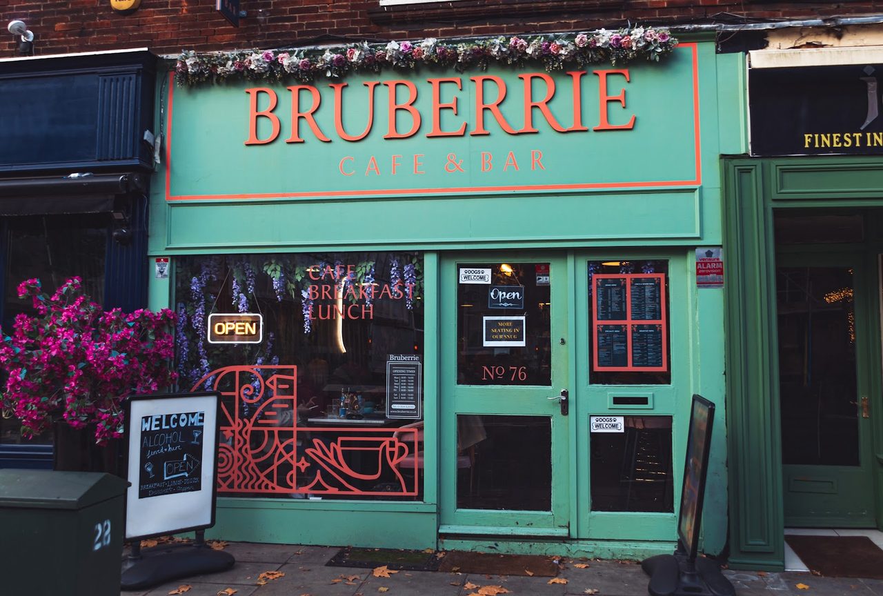 Bruberrie Bar & Café