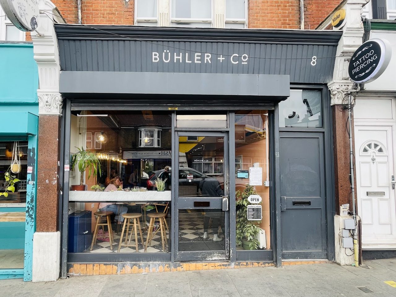 Buhler + Co