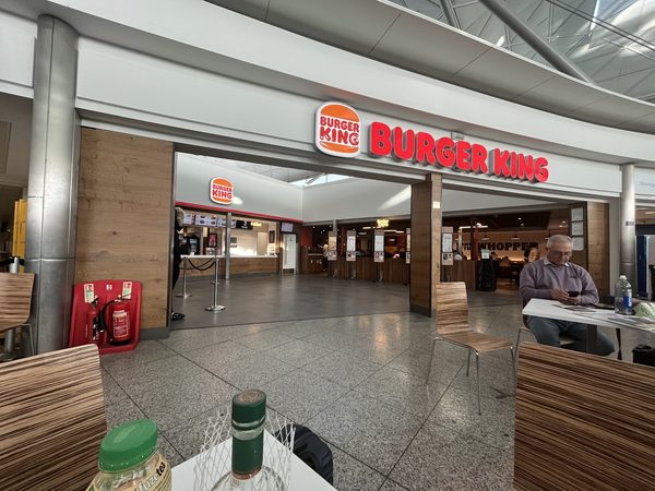 Burger King (Landside)