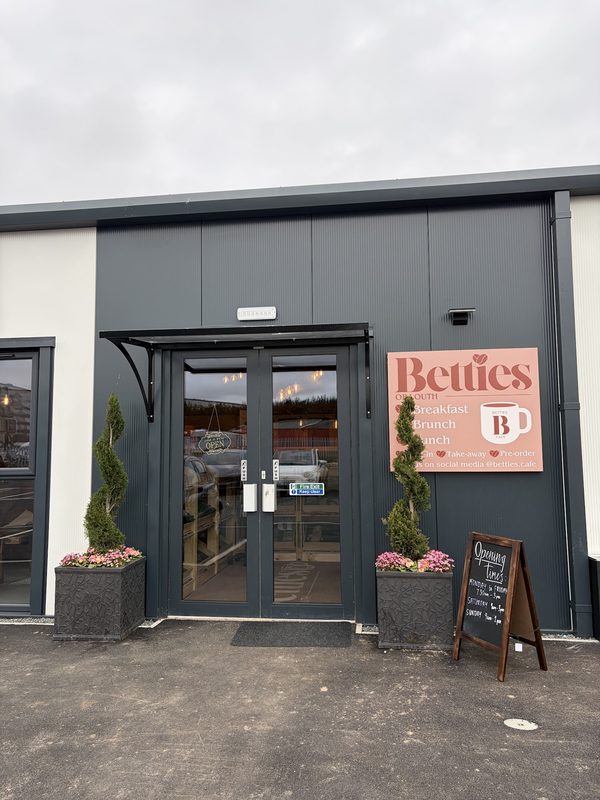 Busters Café & Takeaway