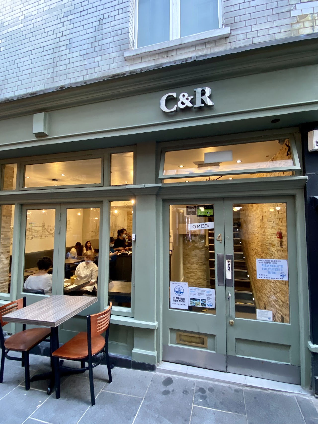 C&R Cafe