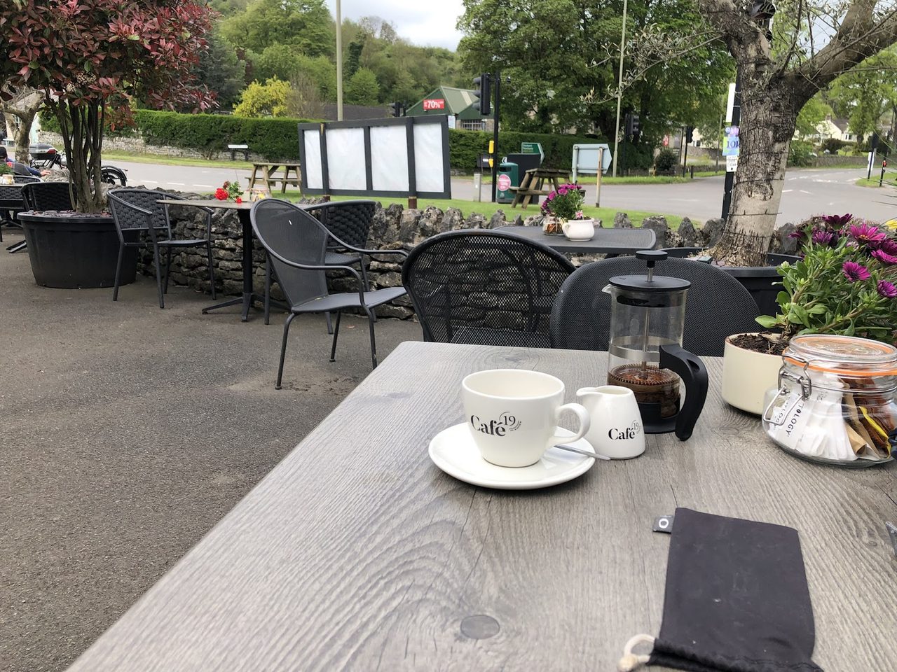 Cafe 19