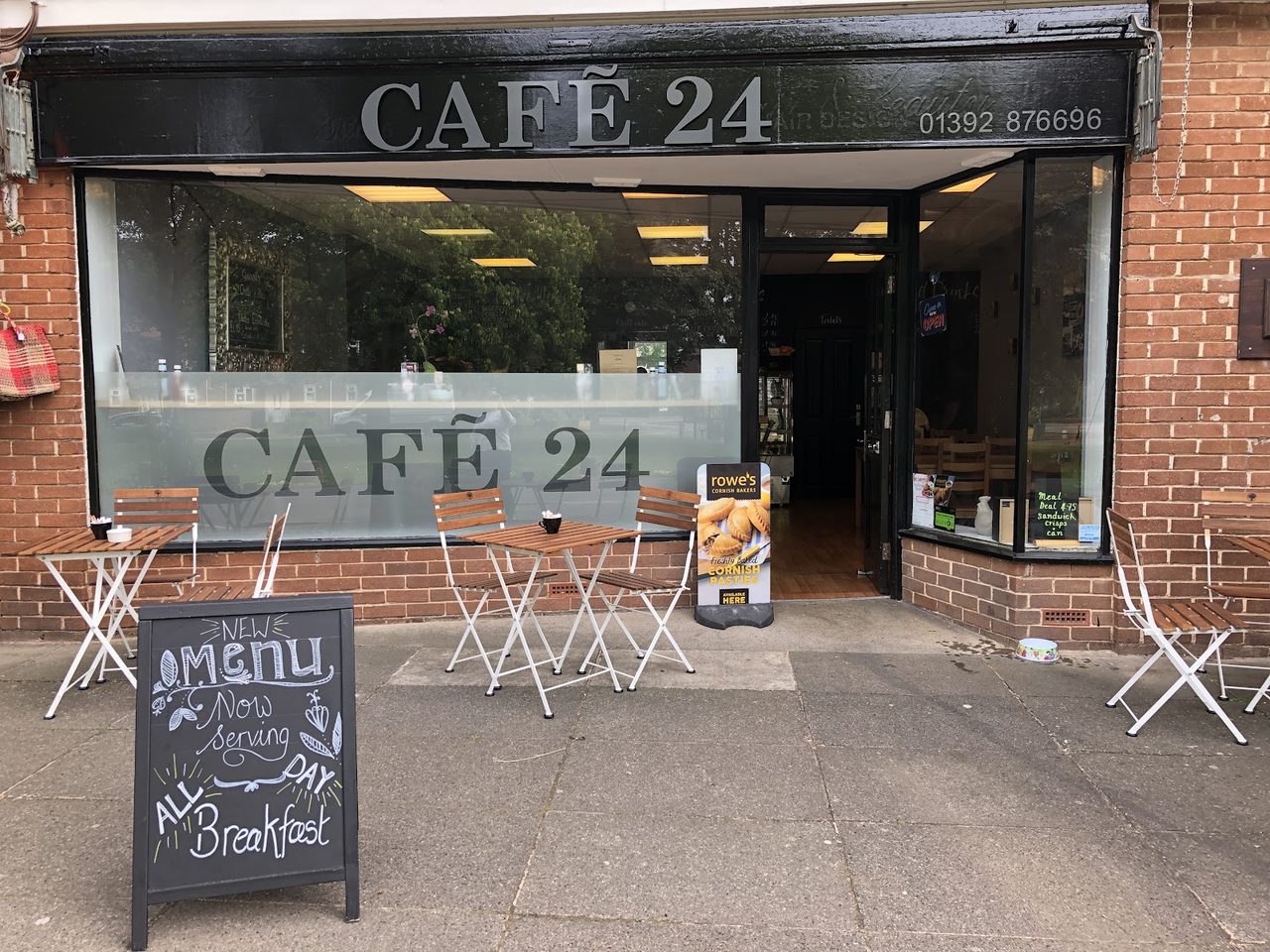 Cafe 24