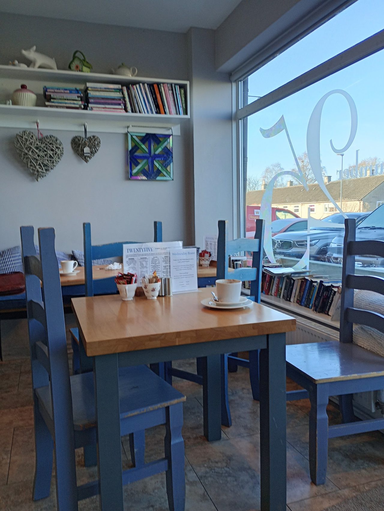 Cafe 25