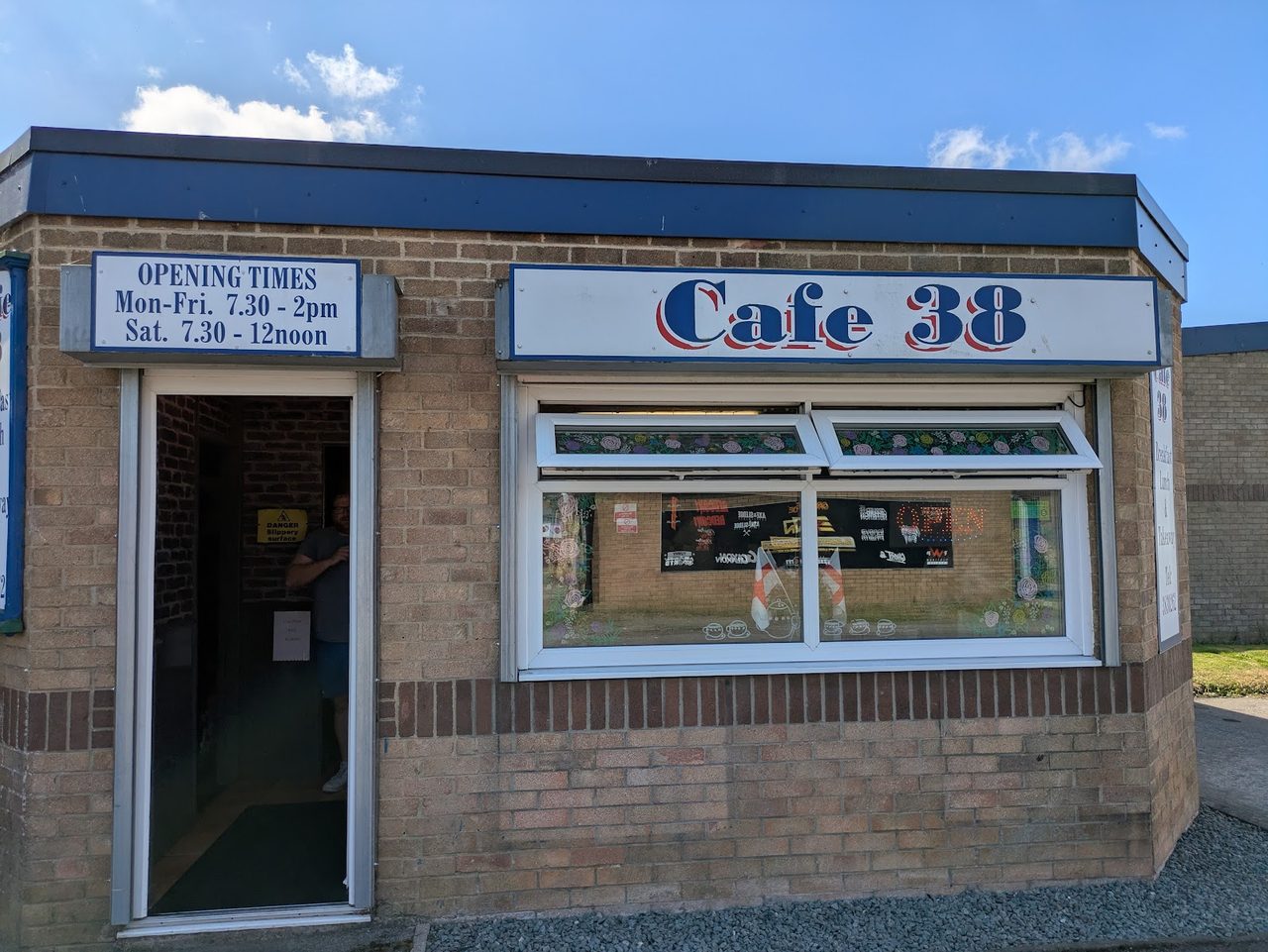 Cafe 38