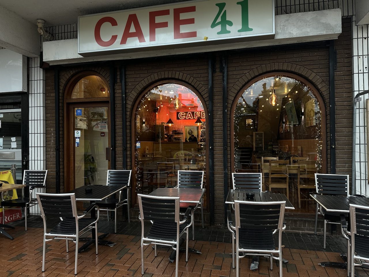 Cafe 41