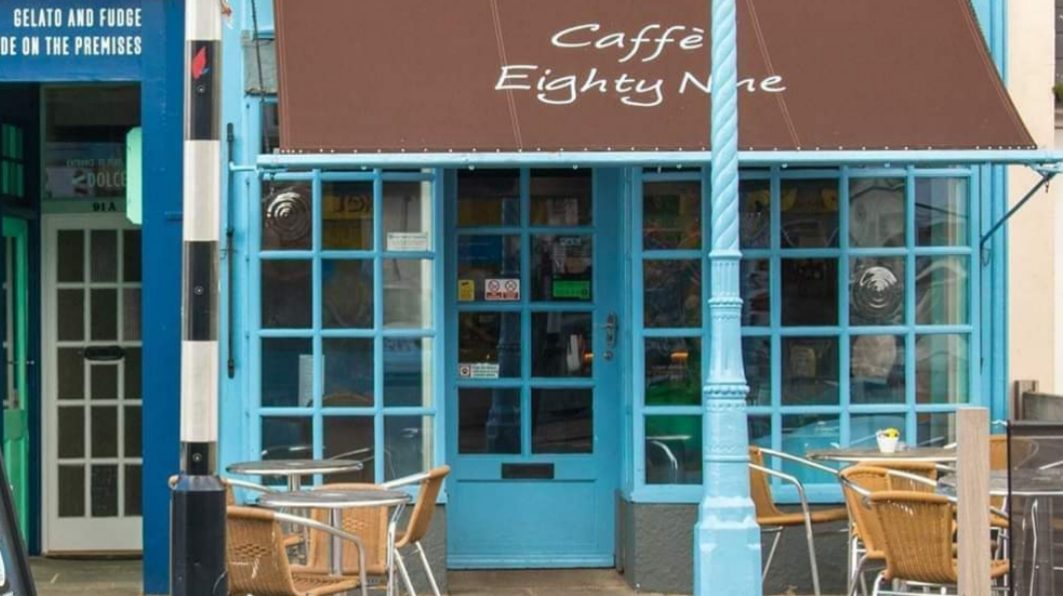 Cafe 89
