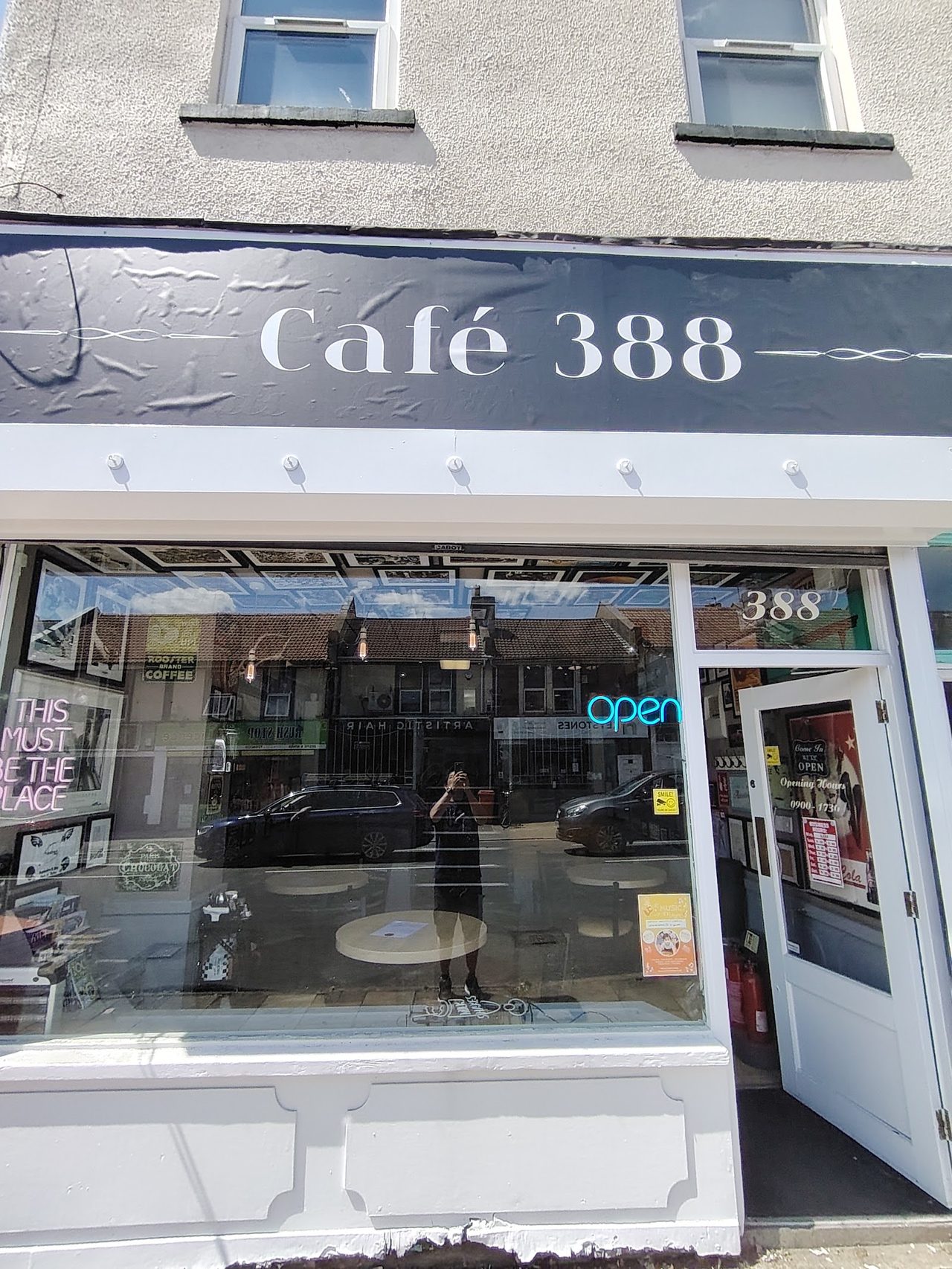 Cafe 89