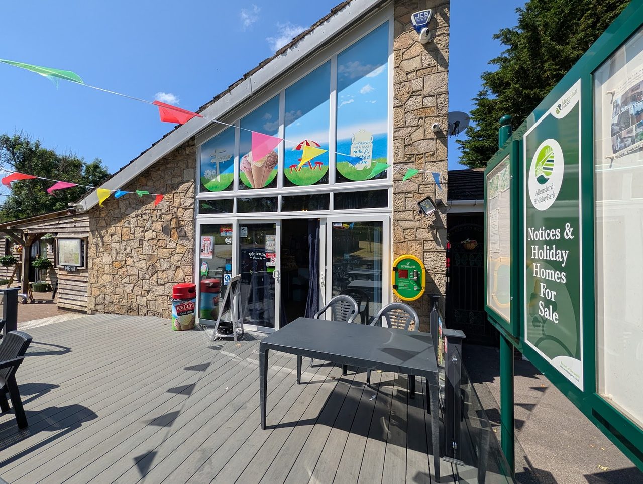 Cafe at Inn on the Park