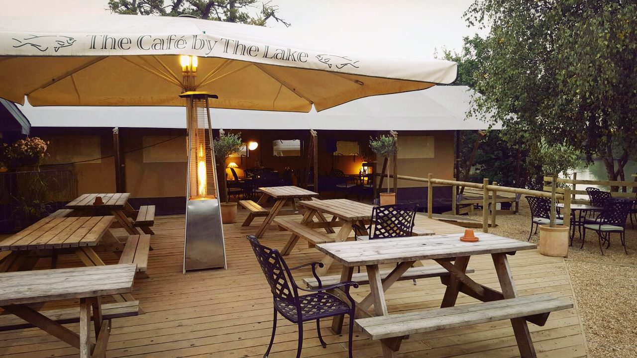 Cafe By The Lake