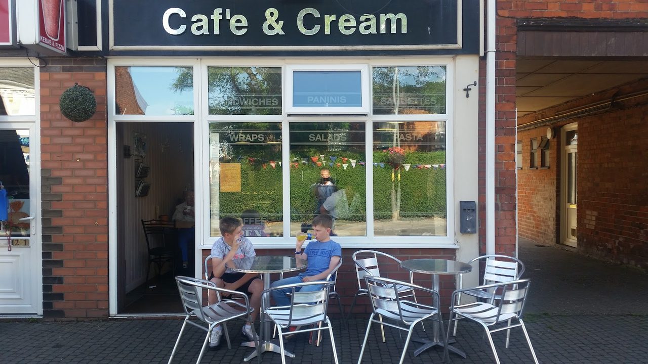 Cafe & Cream