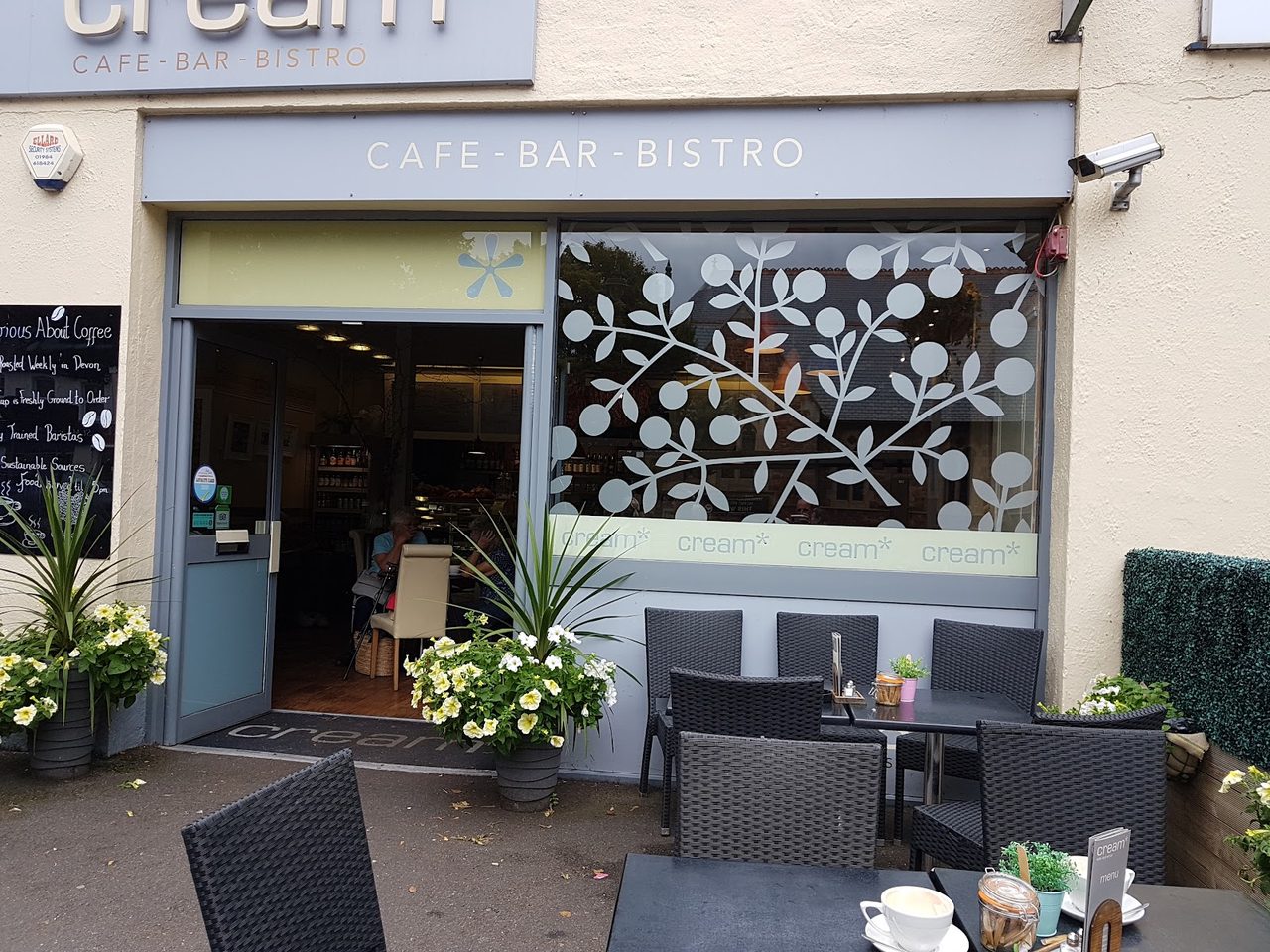 Cafe Cream 20 Ltd