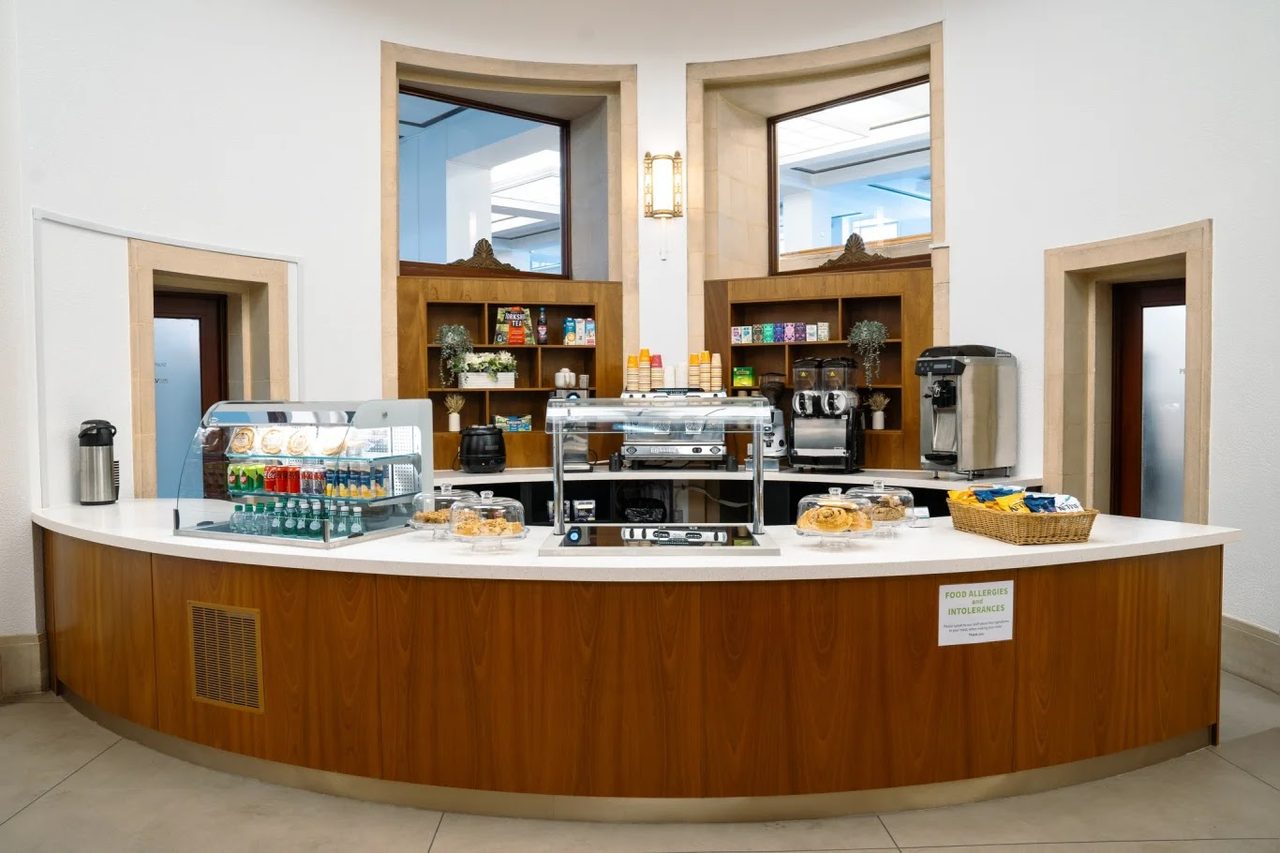 Cafe Crescent