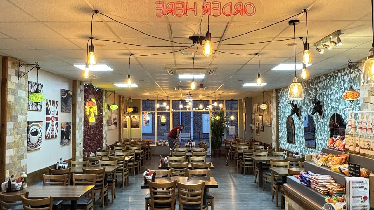 Cafe de Bella