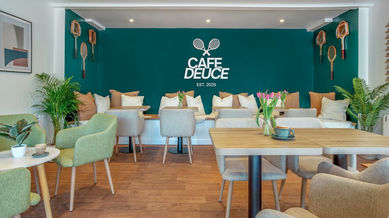 Cafe Deuce
