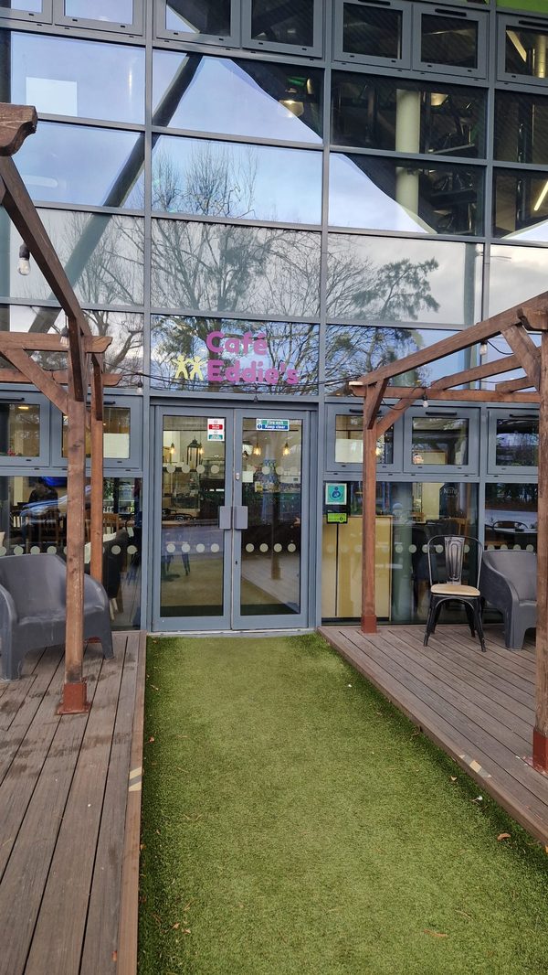 Cafe Eddies