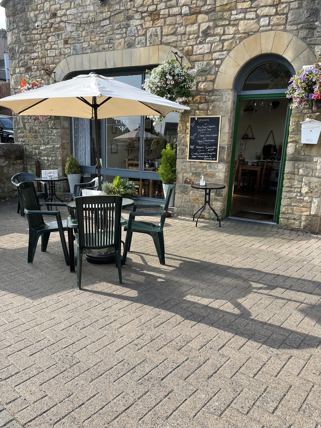 Cafe Edelweiss