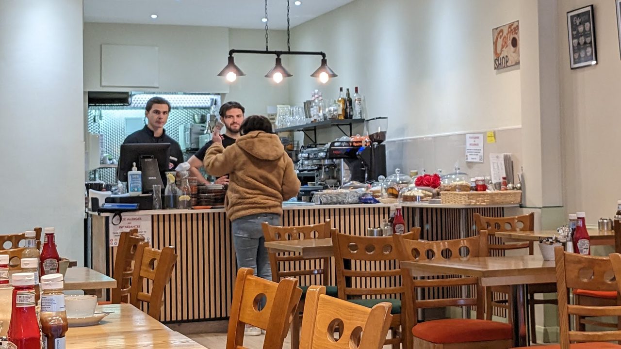 Cafe Enzo