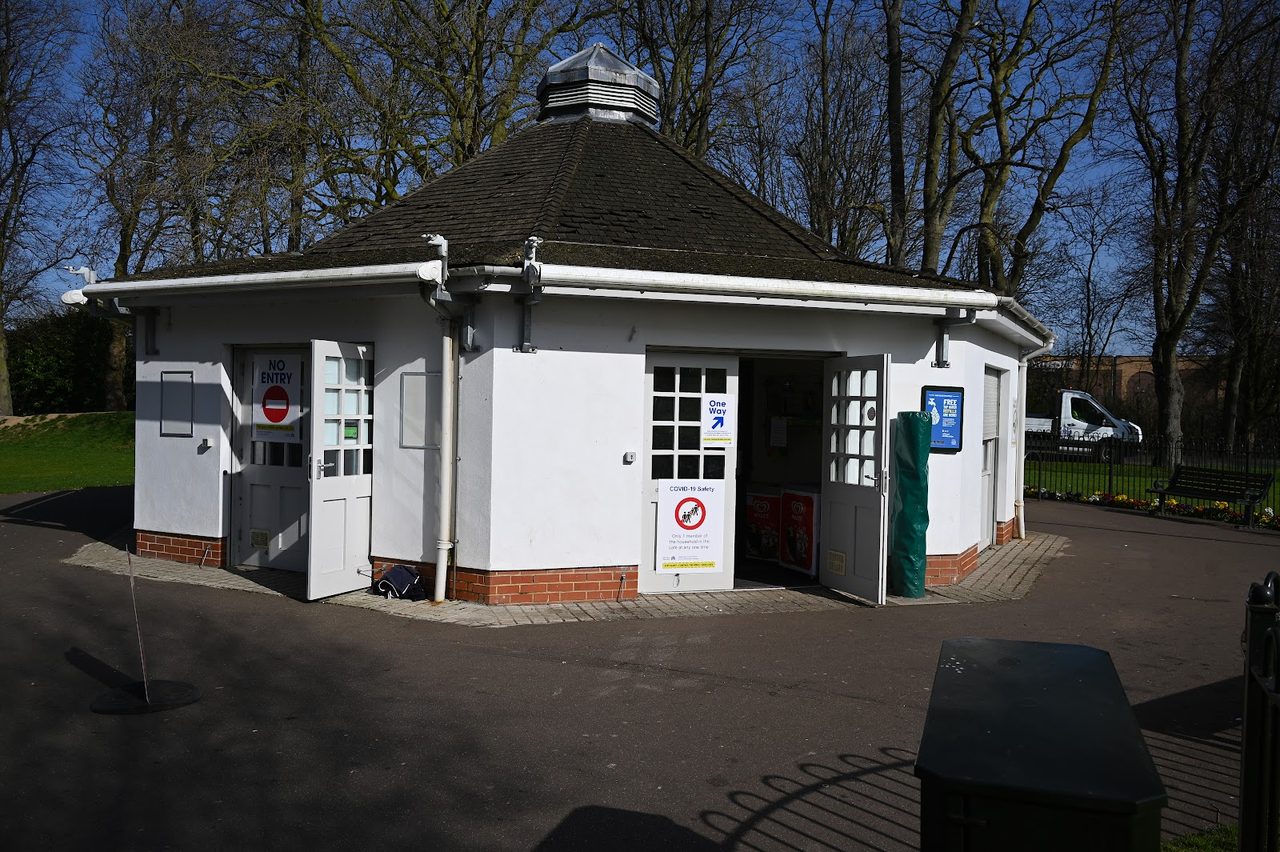 Cafe In the Park