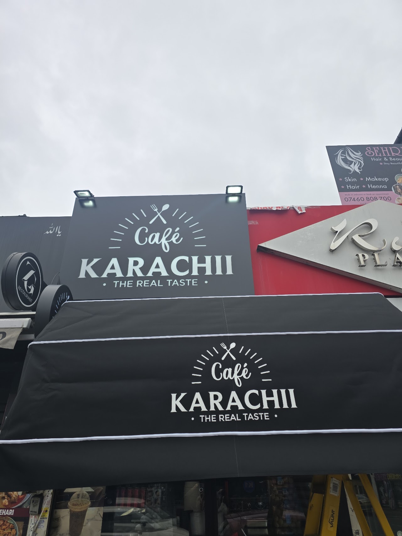 Cafe Karachii